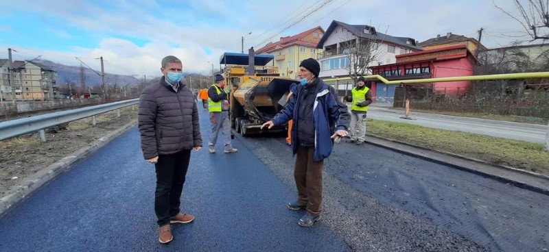 Petrosani / Primarul a dat luni unda verde masinilor pe noul tronson reparat de pe soseaua de centura