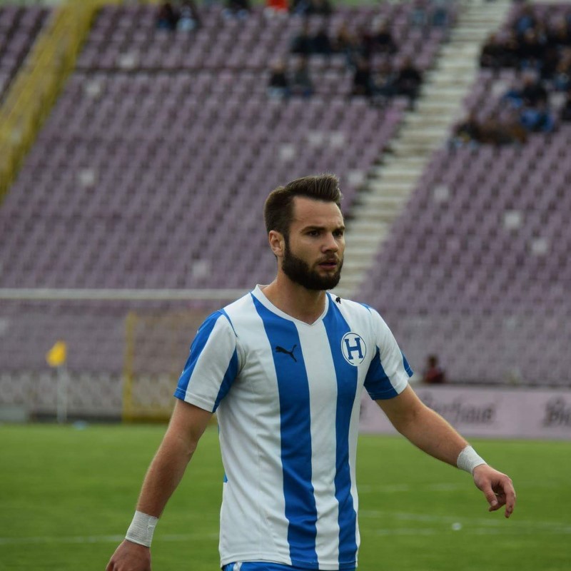 Razvan Dragoescu, / Jiulistul care a driblat Covidul
