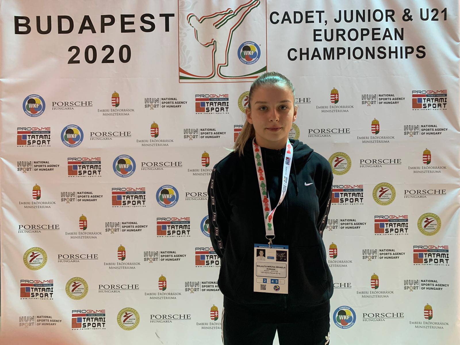KARATE / Miruna se pregateste sa plece la Istanbul