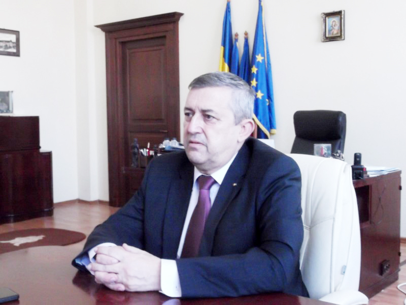 Sorin Radu, rectorul Universitatii din Petrosani: „Universitatea noastra nu este cu nimic mai prejos decat orice alta universitate din Romania. Ba, mai mult, este si una din cele 10 universitati europene tara”