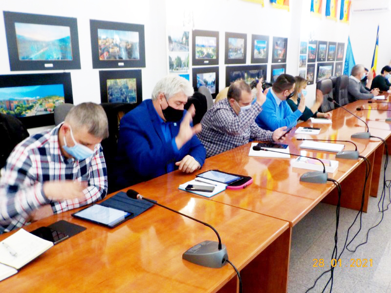 Vulcan / Salvital face ca framantarile din USR sa fie vizibile in afara organizatiei