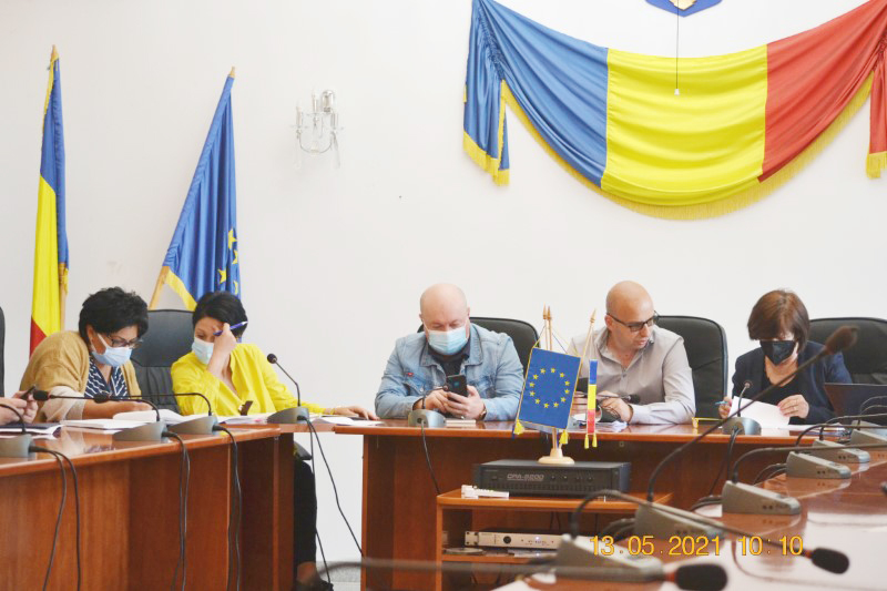 Vulcan / In nici un caz mai devreme