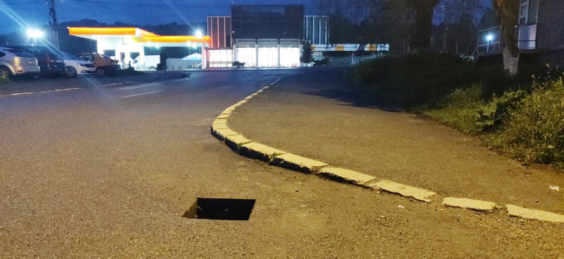 In atentia Politiei Locale Petrosani: Furtul canalelor pericliteaza siguranta circulatiei