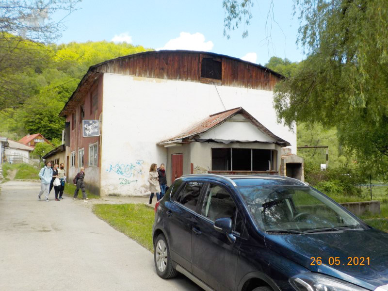 Uricaniul vrea tamplari