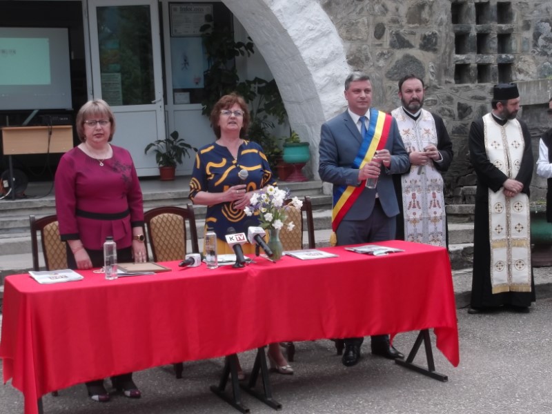 Eveniment / Liceul Tehnologic Lupeni a sarbatorit un secol de functionare
