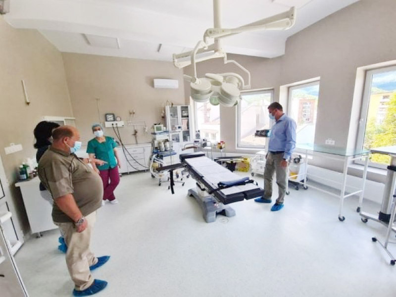 Lupeni / Primul lot de aparatura ultra performanta, din cadrul proiectului european de 6,5 milioane lei accesat de primarie, a sosit la spital