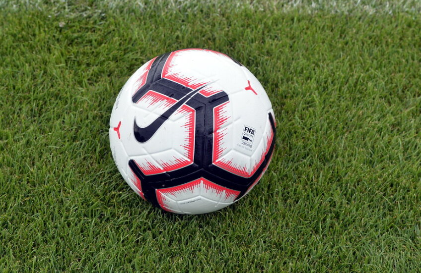 Fotbal. Liga a IV-a / Vulcanul a remizat la Hateg, Uricaniul spulberata, Petrila a pierdut