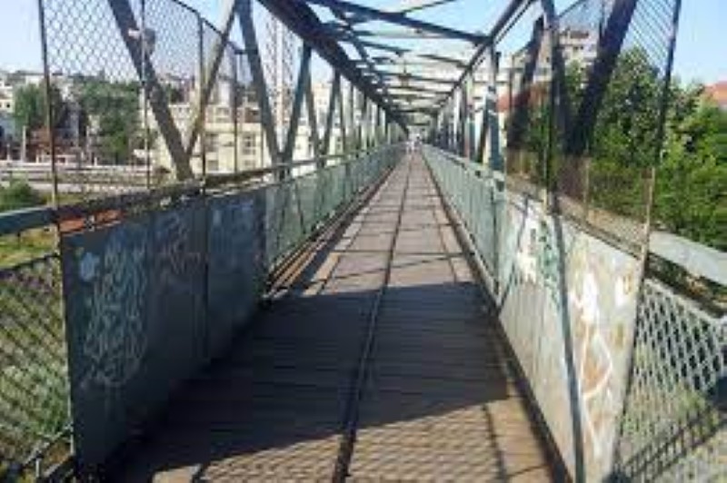 Trei pasarele pietonale peste DN 66 si calea ferata dubla si o serie de piste de biciclete vor fi realizate de primarie la Petrosani in perioada urmatoare cu bani europeni!