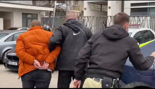 Doi tineri din Vulcan au fost identificati si retinuti de politisti pentru furt dintr-o locuinta