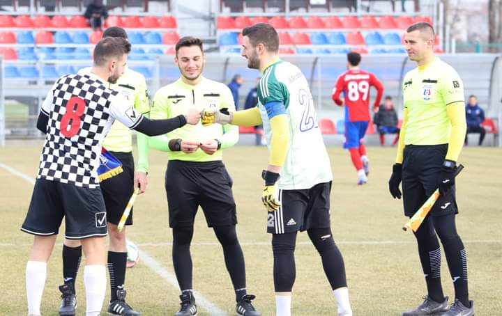 Un fleac, i-au ciuruit amical!