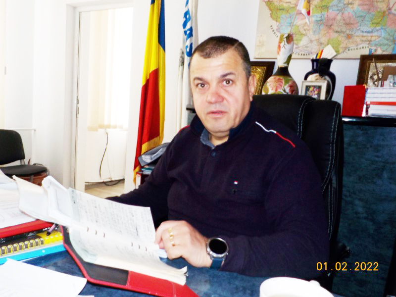 Uricani / Danut Buhaescu si proiectul sau ambitios