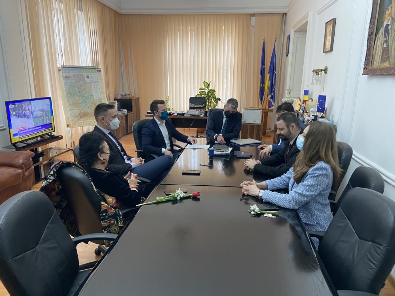 Protocol pentru sprijinirea activitatii tinerilor hunedoreni