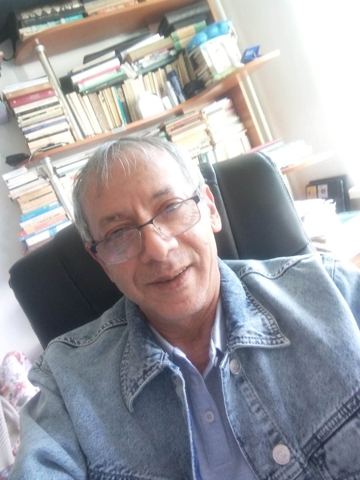 Proiectul „Frumoasele zile ale iubirii”: Poeme de Stefan Melancu