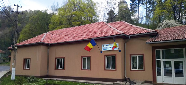 Si la Primaria Aninoasa, / A fost reluata activitatea de relatii cu publicul