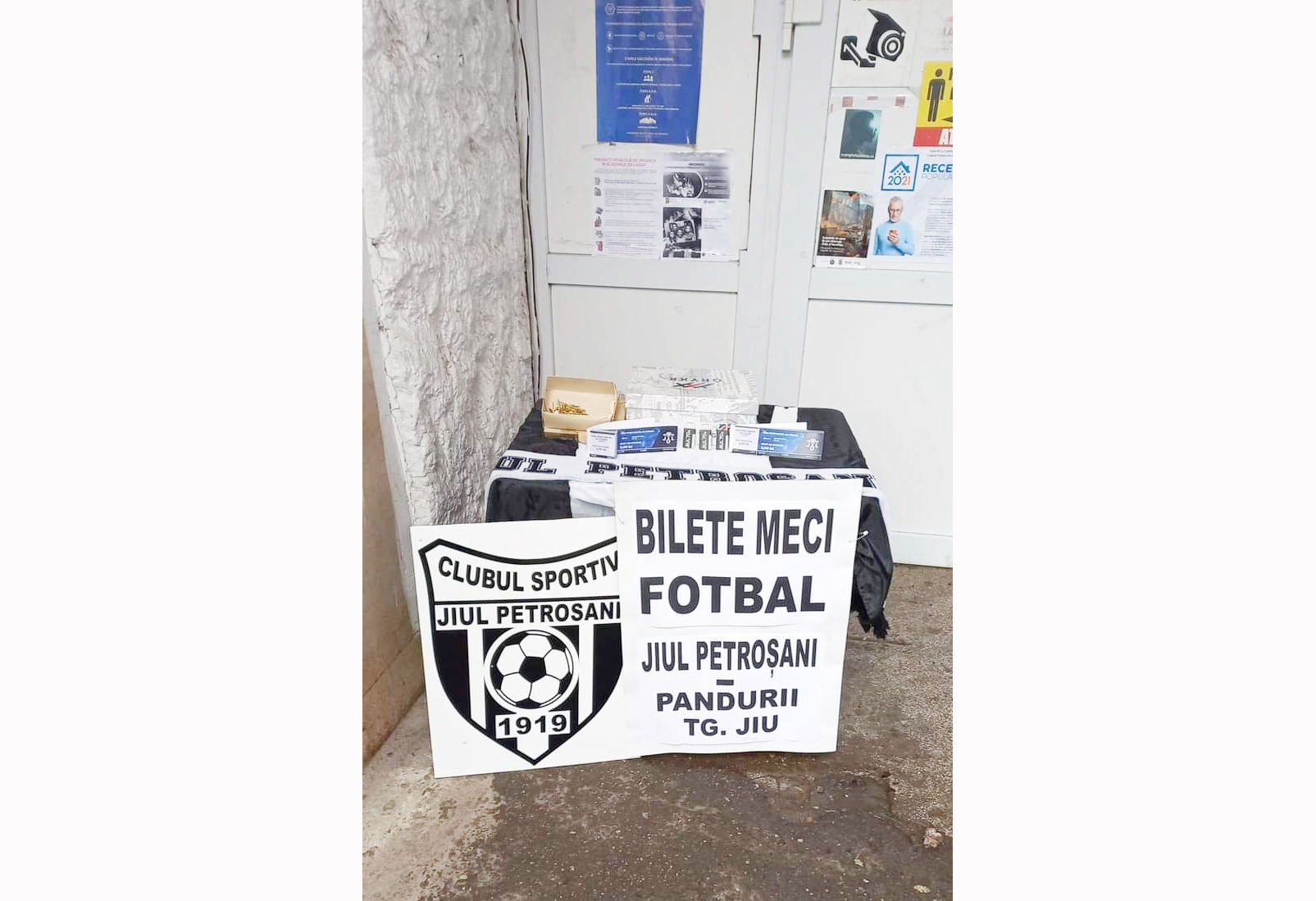 Fotbal. Liga a III-a / Si-au schimbat locul