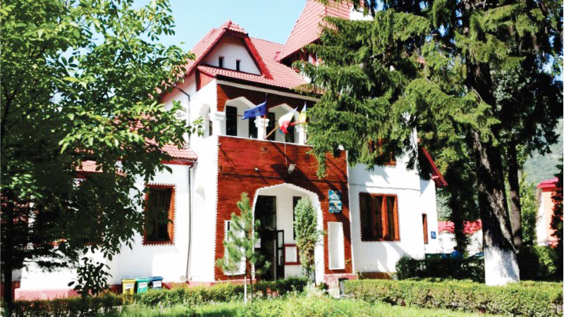 Am scris, administratia a auzit. / Primarul Petrilei vrea sa implementeze un proiect european pentru modernizarea si extinderea sistemului de monitorizare video a localitatii!