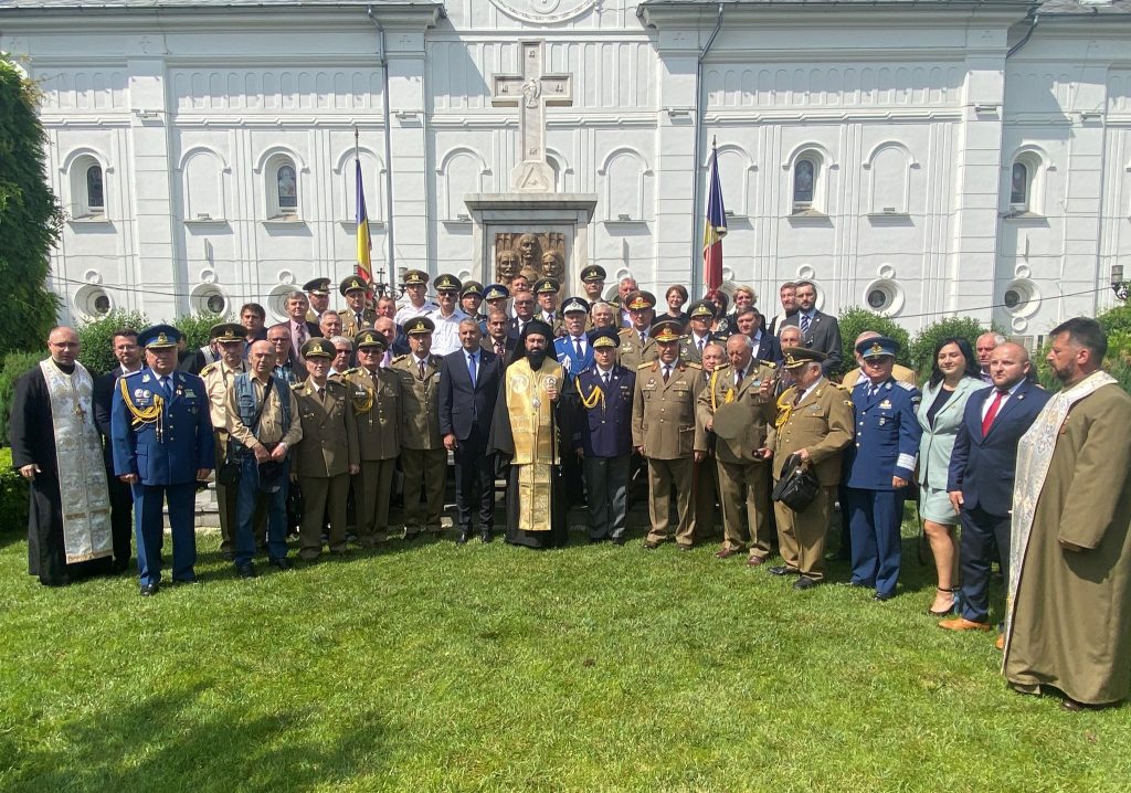 INTALNIREA ANUALA A CADRELOR MILITARE IN REZERVA SI RETRAGERE