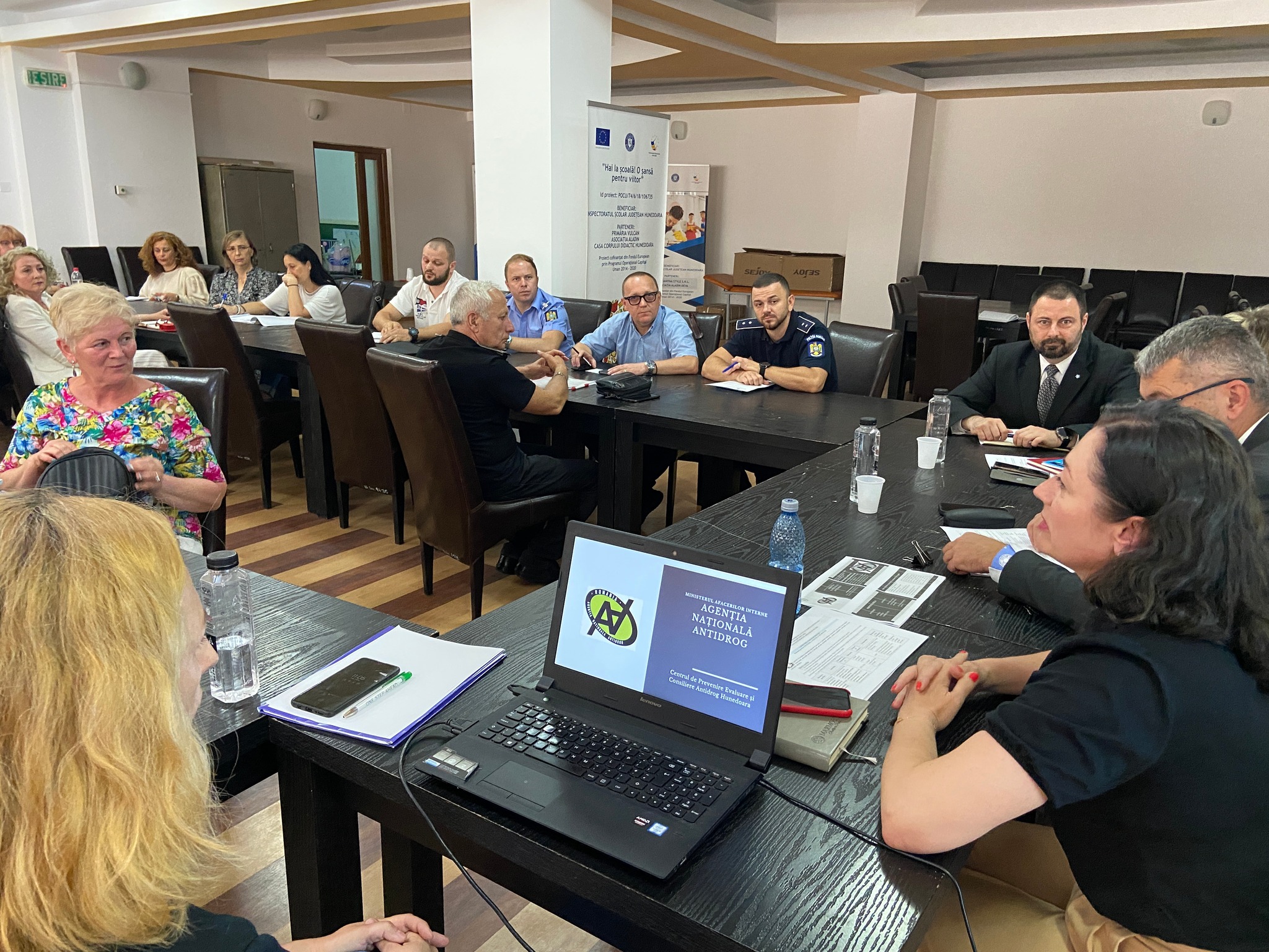 Consumul de droguri in randul liceenilor din judetul Hunedoara, in crestere