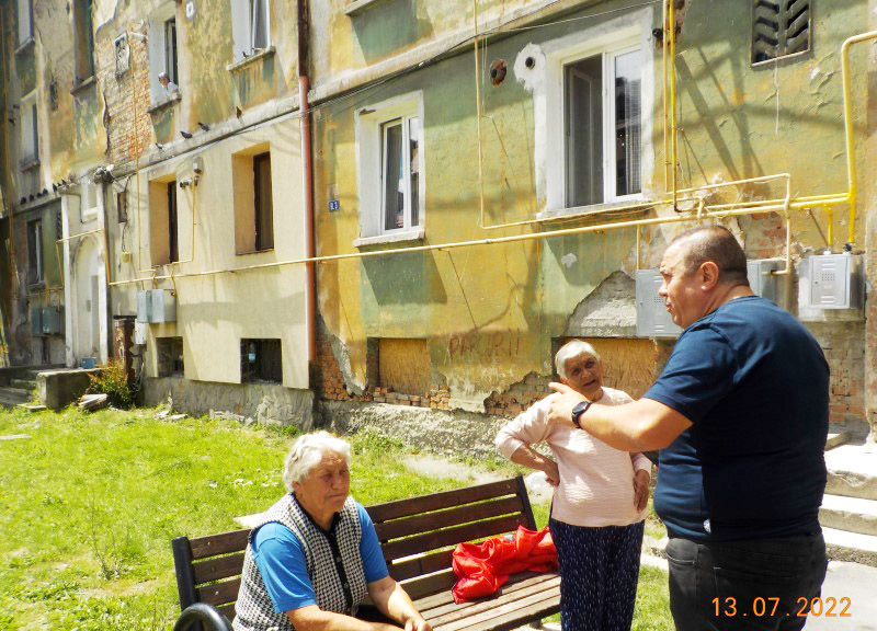 Uricani / Danut Buhaescu stie cum sa le vorbeasca oamenilor