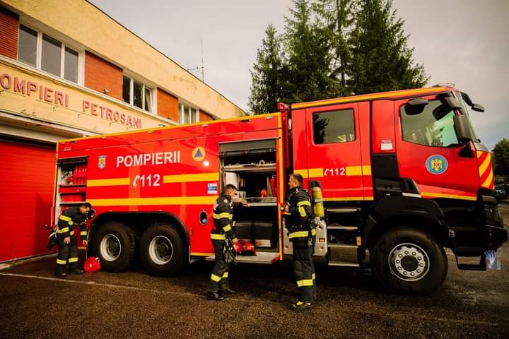 Pompierii, la ceas aniversar 