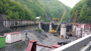 Alte argumente in favoarea finalizarii investitiei de pe Defileul Jiului, lucrare taraganata de cativa ani pe motive destul de „subtiri”, dupa ce s-au investit sute de milioane de euro de catre Statul Roman