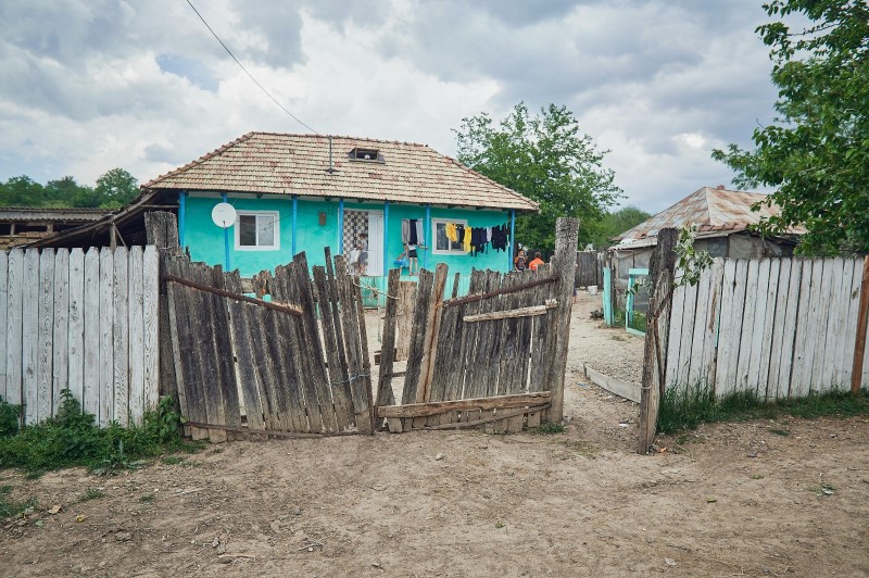 Putina nepasare din bani publici la APIA Hunedoara