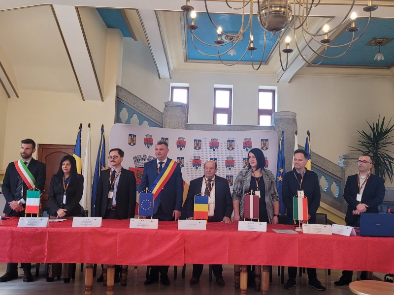 Lupeni / Gazda buna a Proiectului european „Network for a New Europe”
