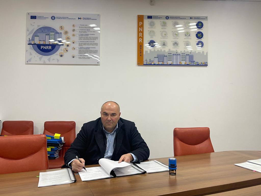 La Petrila, / Finantare prin Planul National de Redresare si Rezilienta (PNRR), in valoare totala de 3.835.000 lei