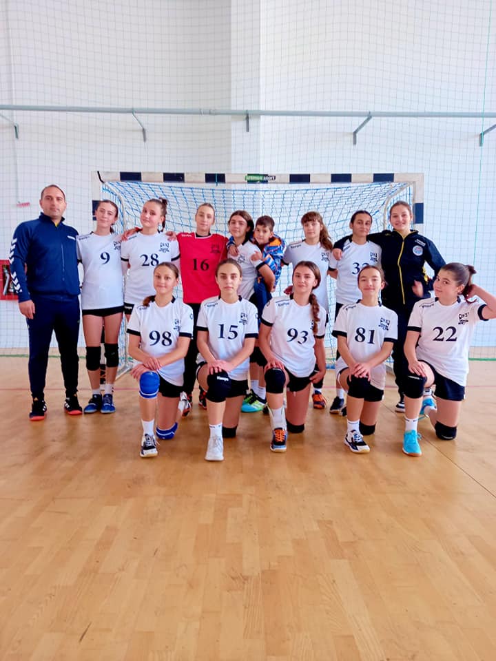 Handbal / Petrosenencele – locul I