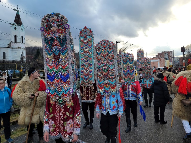 Lupeni / „Festivalul Crailor” - pe scena Palatului „Cultural”