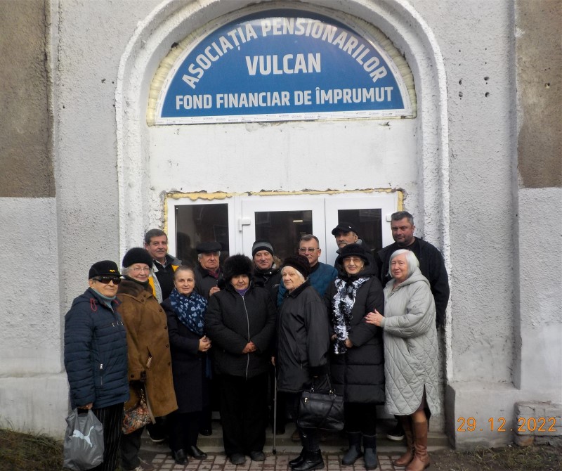 Vulcan / Asociatia Pensionarilor functioneaza, acum, in centrul vechi