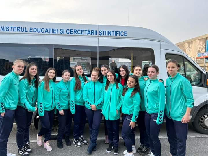 Handbal. Junioare 2 / CSS Petrosani - victorie in deplasare