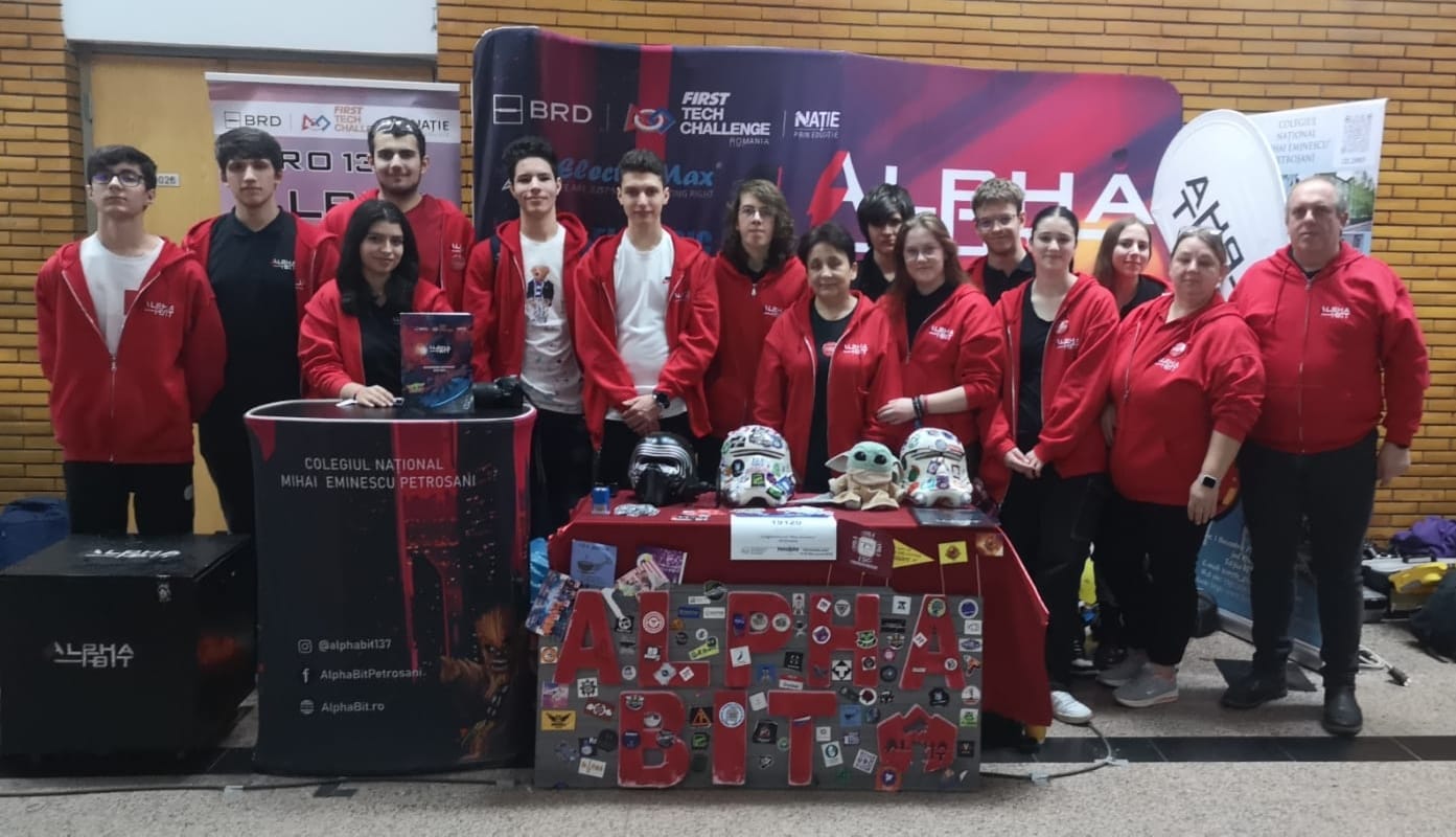 Petrosani / Sprijin financiar de la bugetul local pentru echipa de robotica „AlphaBit”, care participa intre 2 si 5 martie in finala  Concursului National de Robotica