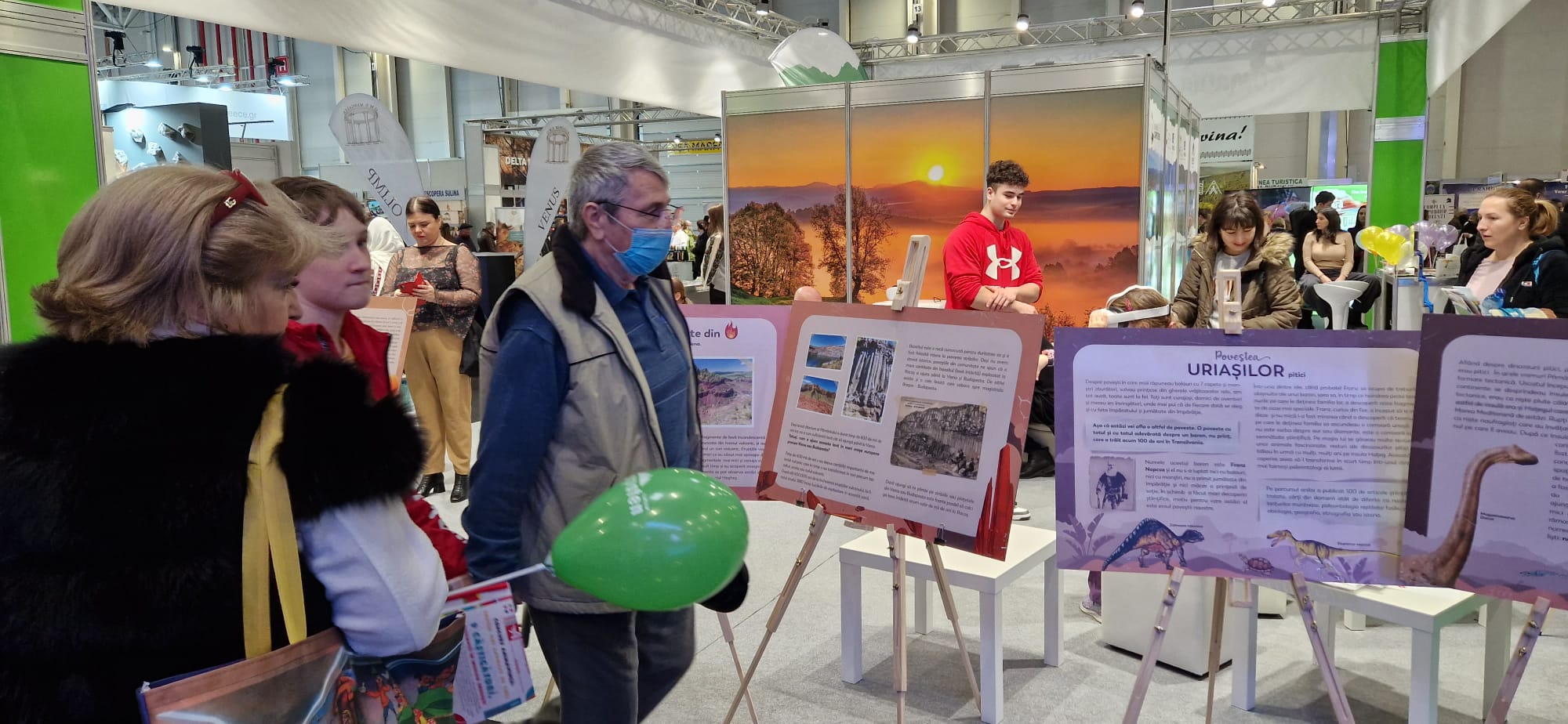 Sustinute de Universitatea din Bucuresti, geoparcurile s-au bucurat de apreciere la Targul de Turism al Romaniei / Geoparcurile din Romania au inregistrat mai multe premiere odata cu participarea la Targul de Turism al Romaniei. 