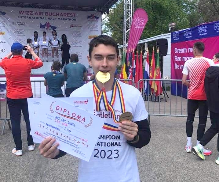 Semi-maraton. Deveanul Eric Rus - dublu campion national