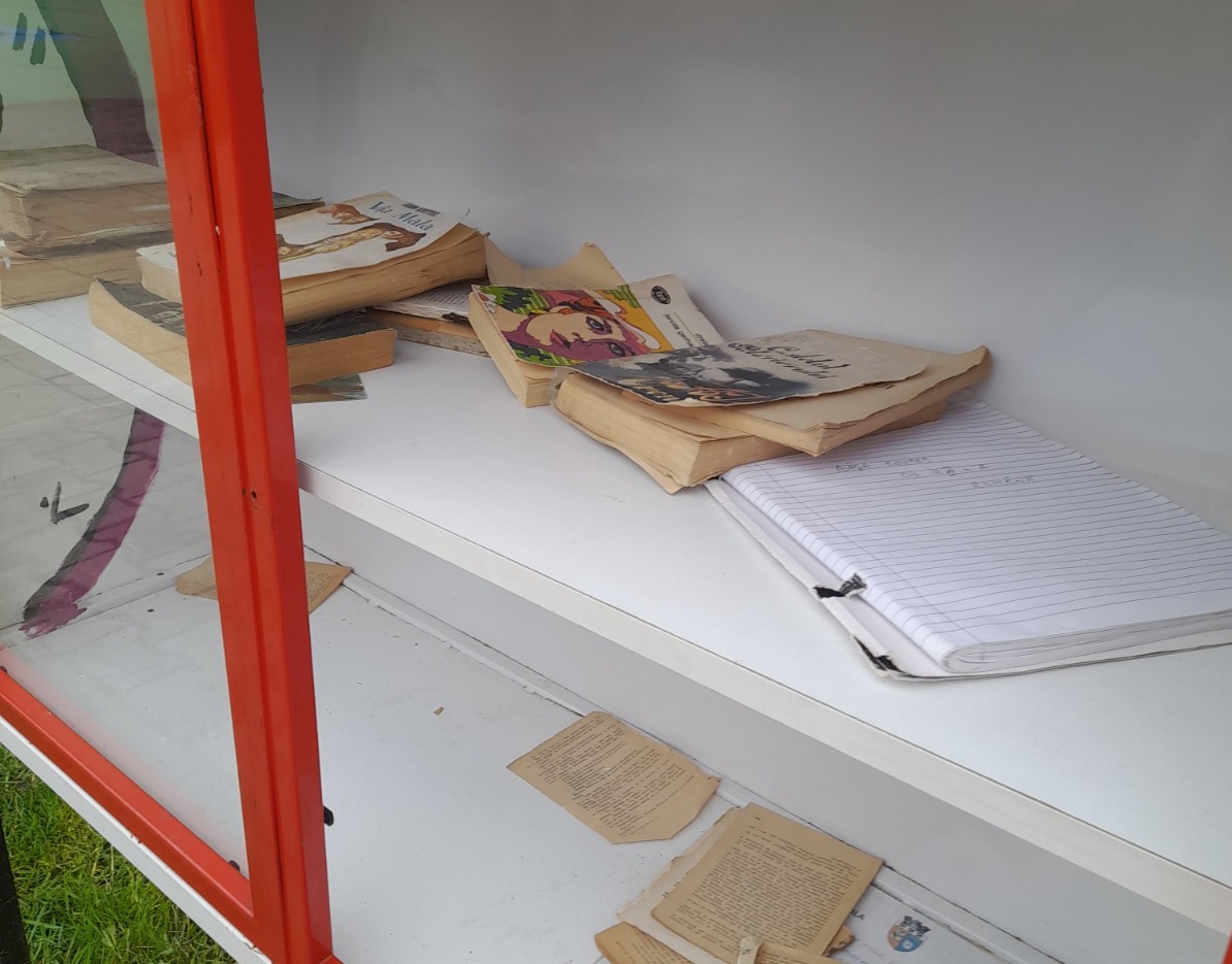 Petrila. „Biblioteca rusinii” - proiectul cultural al primariei – un adevarat fiasco