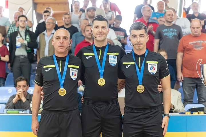 Performanta pentru arbitrajul hunedorean 