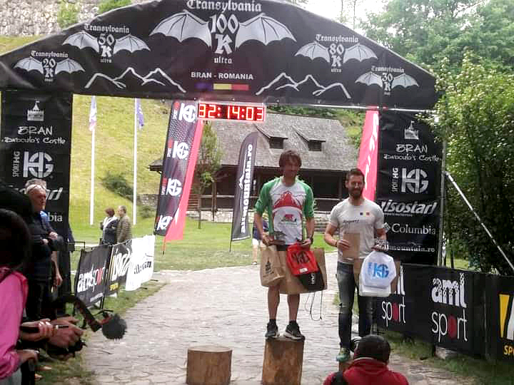Podiumul, un fleac!