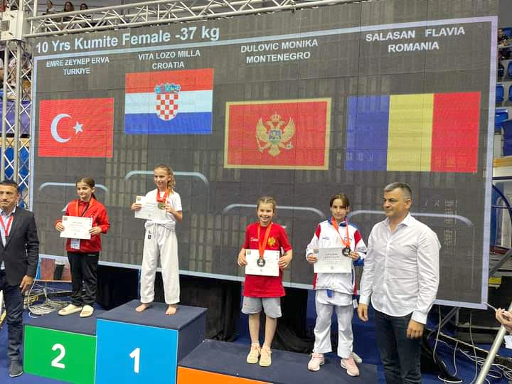 Karate. Flavia Salasan - un nume de retinut