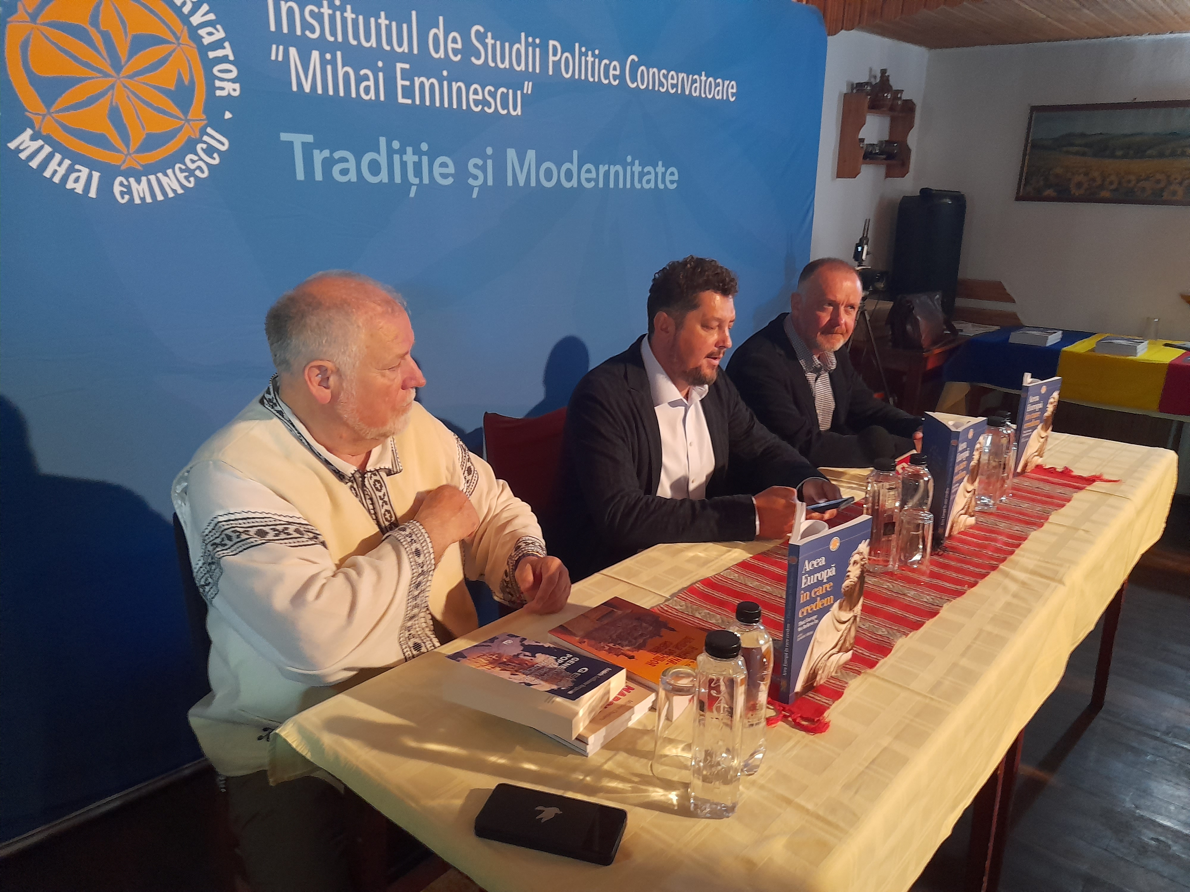 Lansare de carte la Petrosani. „Acea Europa in care credem”, de Claudiu Tarziu