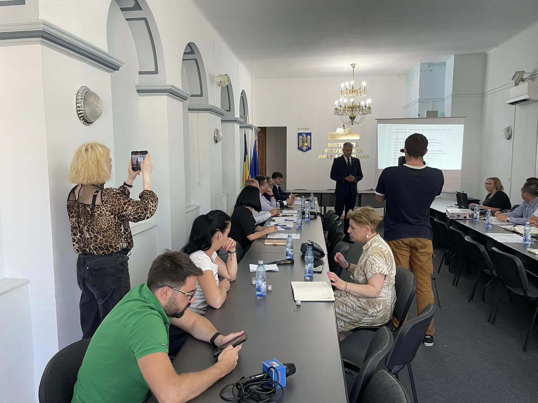 Amenzi in valoare de 422.500 lei in urma controlului dispus de prefectul Calin Petru Marian la 58 de centre rezidentiale din judet