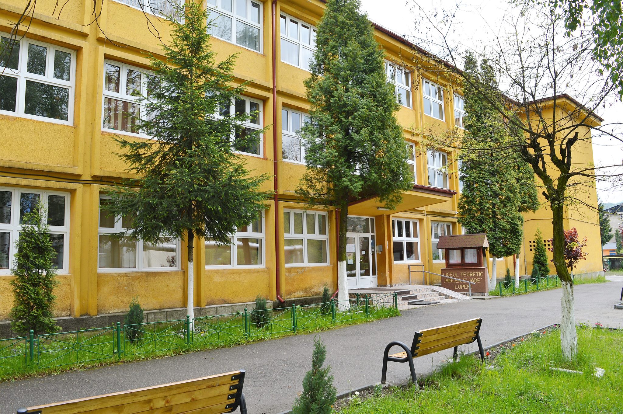 Primaria Lupeni a scos la licitatie executia de lucrari care vizeaza cresterea performantei energetice la Liceul Teoretic “Mircea Eliade”