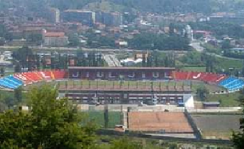 Scor fluviu in amical