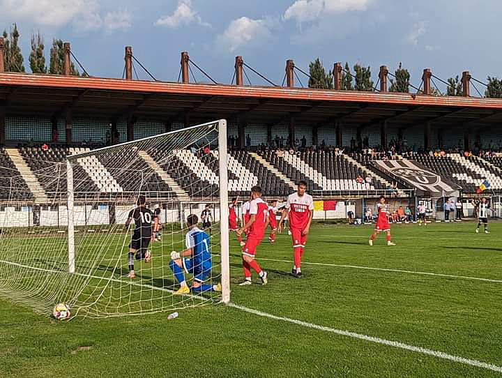 Victorie pentru Jiul Petrosani
