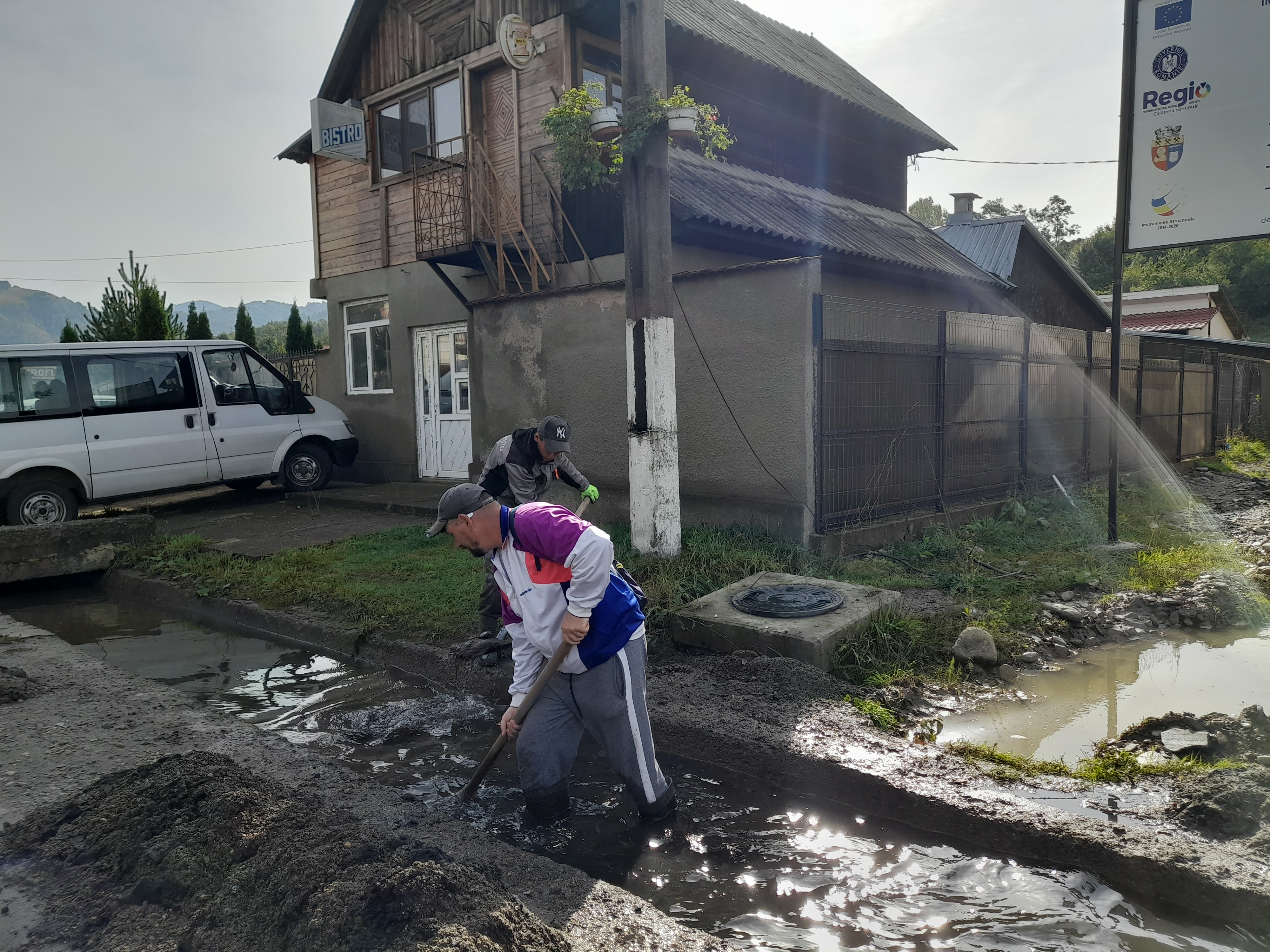 Daca „euro-canalizarile” ar fi facut fata, / Inundatiile din Petrosani si Petrila ar fi putut fi evitate