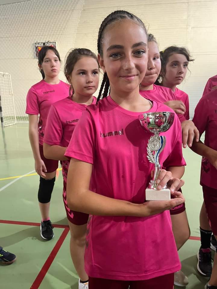 Handbal. Viitorul suna bine pentru CSS Petrosani