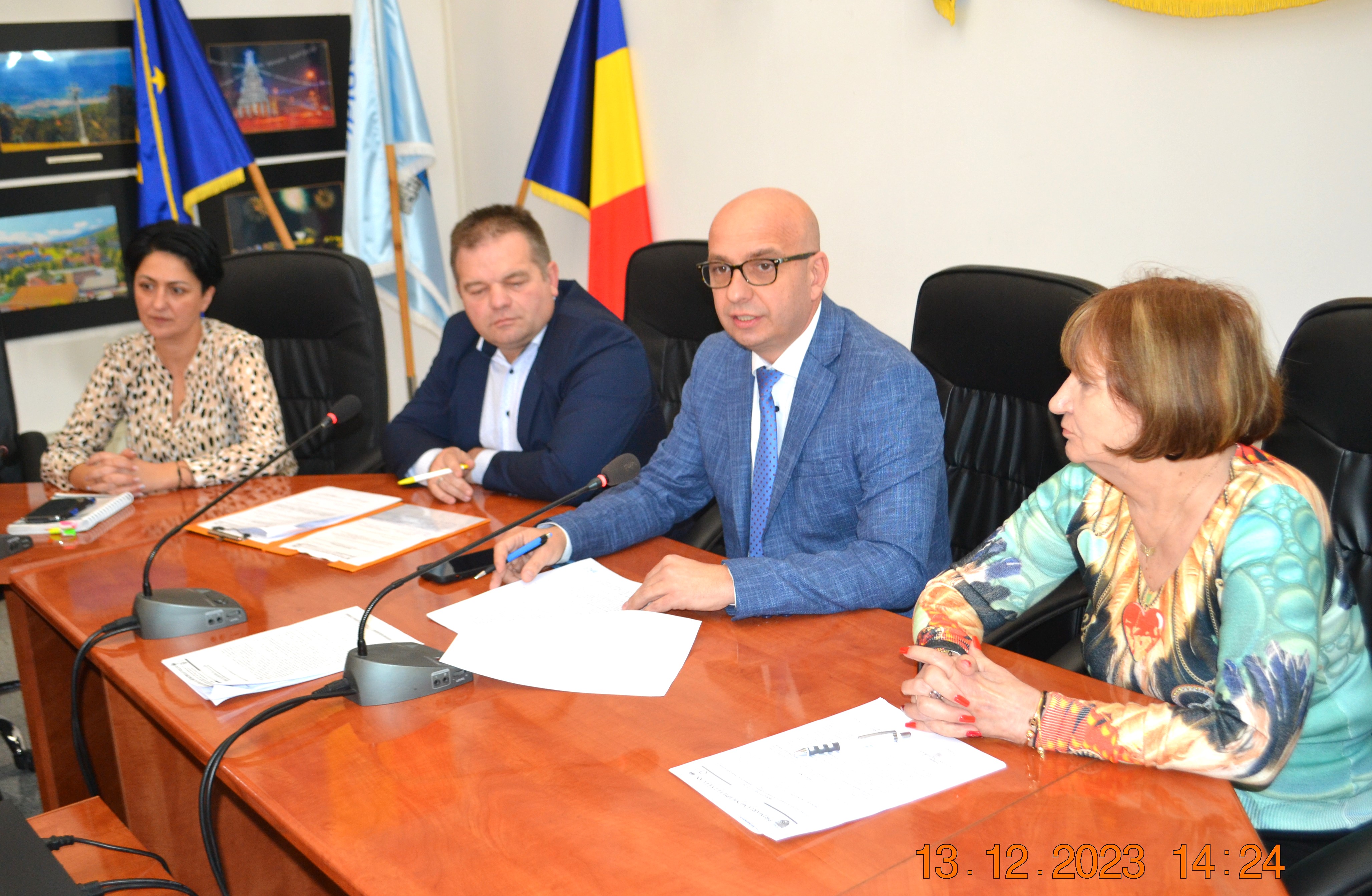 In cadrul Programului „Anghel Saligny” / Primarul Merisanu a semnat inca un contract de finantare