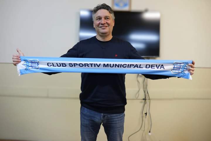 Dupa experienta nereusita de la Chindia, / Stelescu va coordona o noua Academie de fotbal