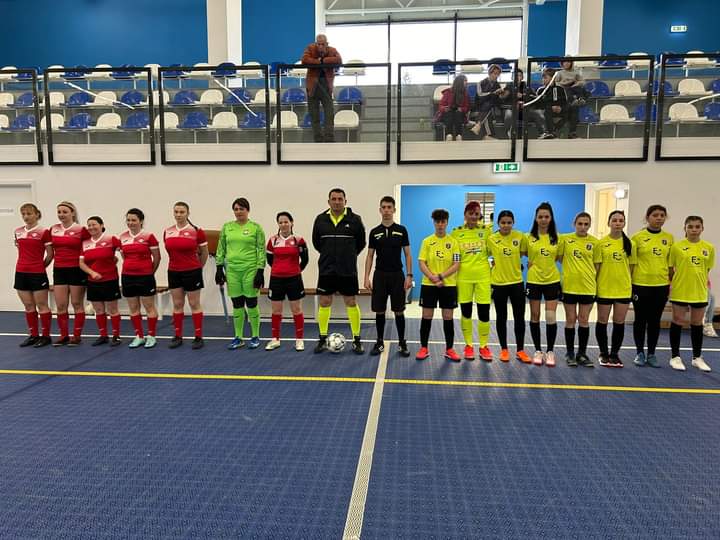 Si fetele stiu fotbal