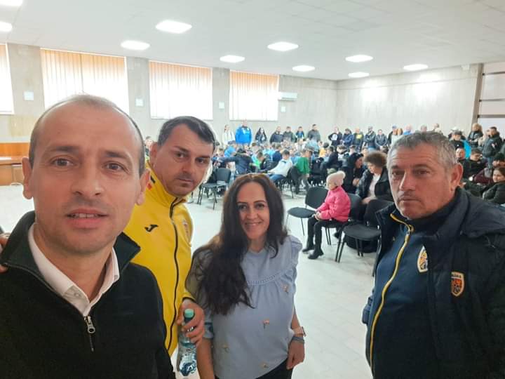 Cu sprijinul primarului Tiberiu Iacob-Ridzi, / Inca o actiune sportiva - incununata de succes la Petrosani